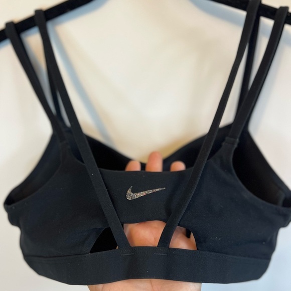 Nike dri fit Black strappy Sports Bra size small - Picture 6 of 7